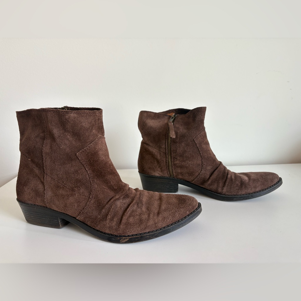 Nine West Dark Brown Suede Ankle Booties With Side Zip